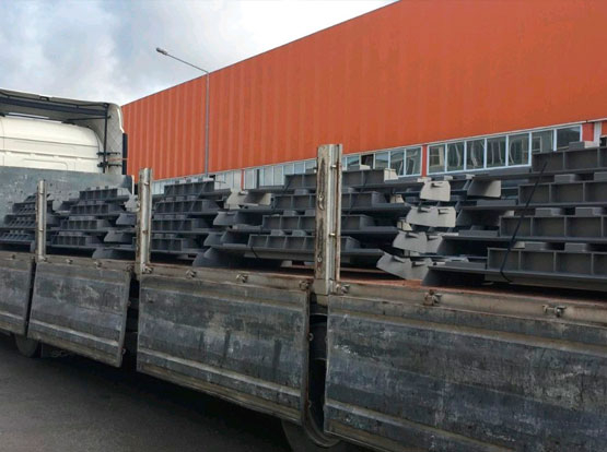 Pan conveyor 1